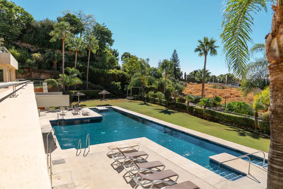 8034584b-4bb6-4544-aa7c-3fb6f7ebcb86