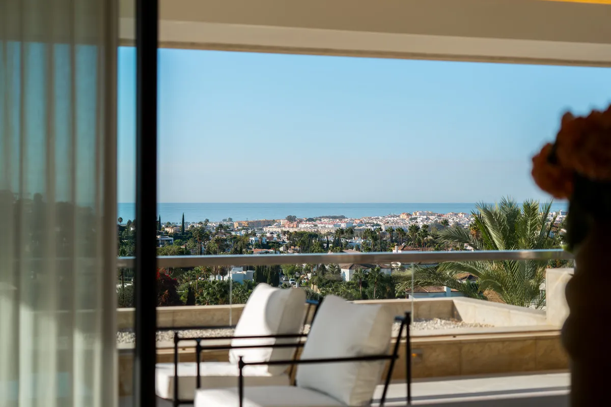 853f16e1-1275-4b9b-85c9-3cf481231331