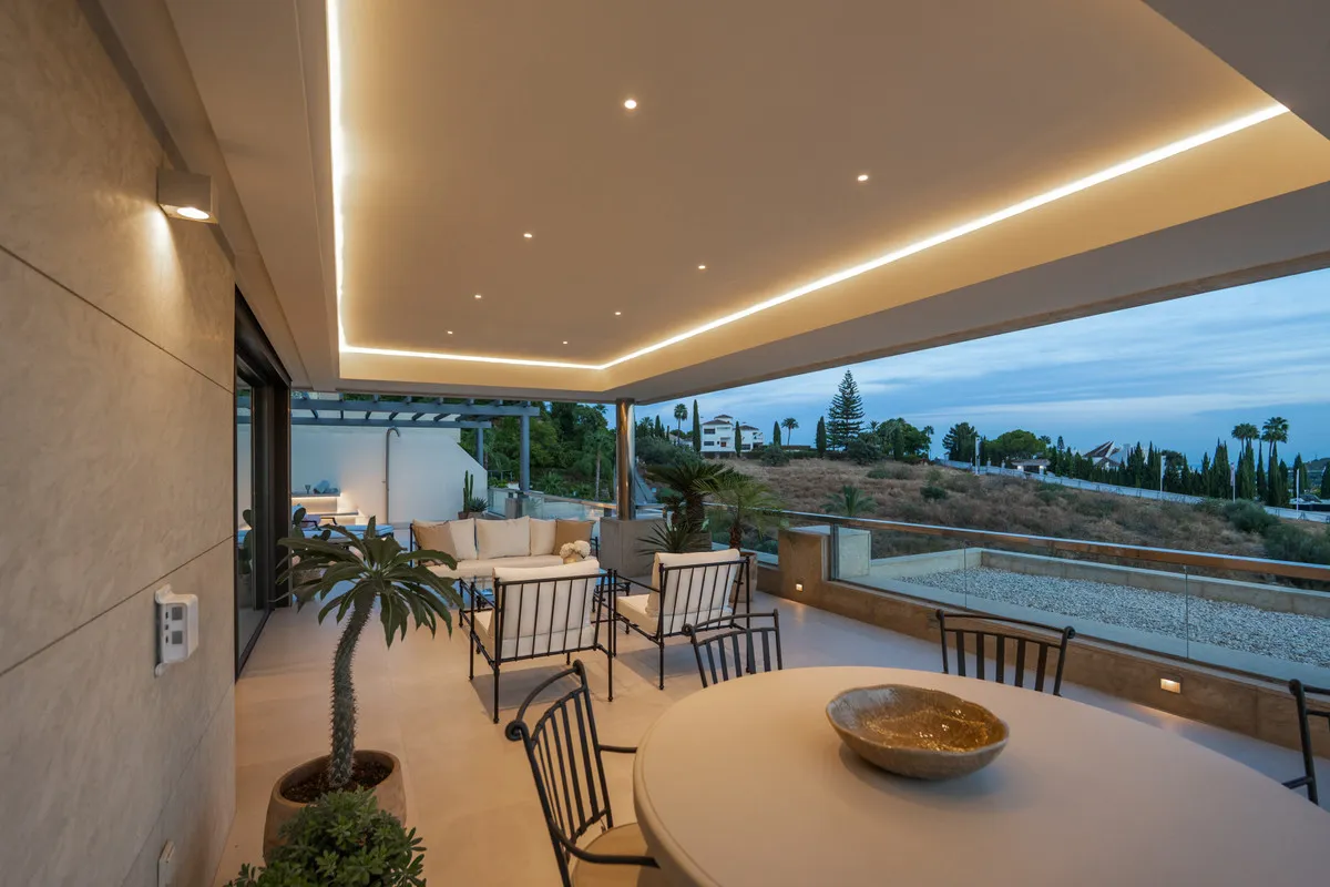 c070b553-531d-458c-bc26-943145dee646