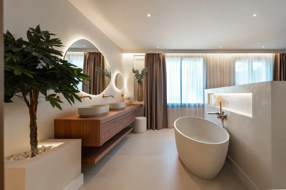 fe3a8498-499b-4a1e-bf13-e603a368b6d5