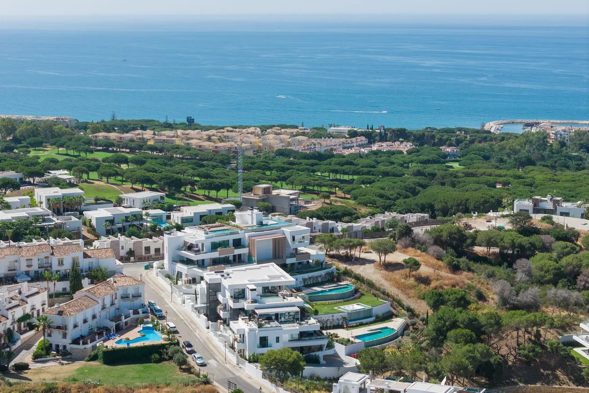 31c0d7b7-86ad-4616-8568-acfc74d78b3f