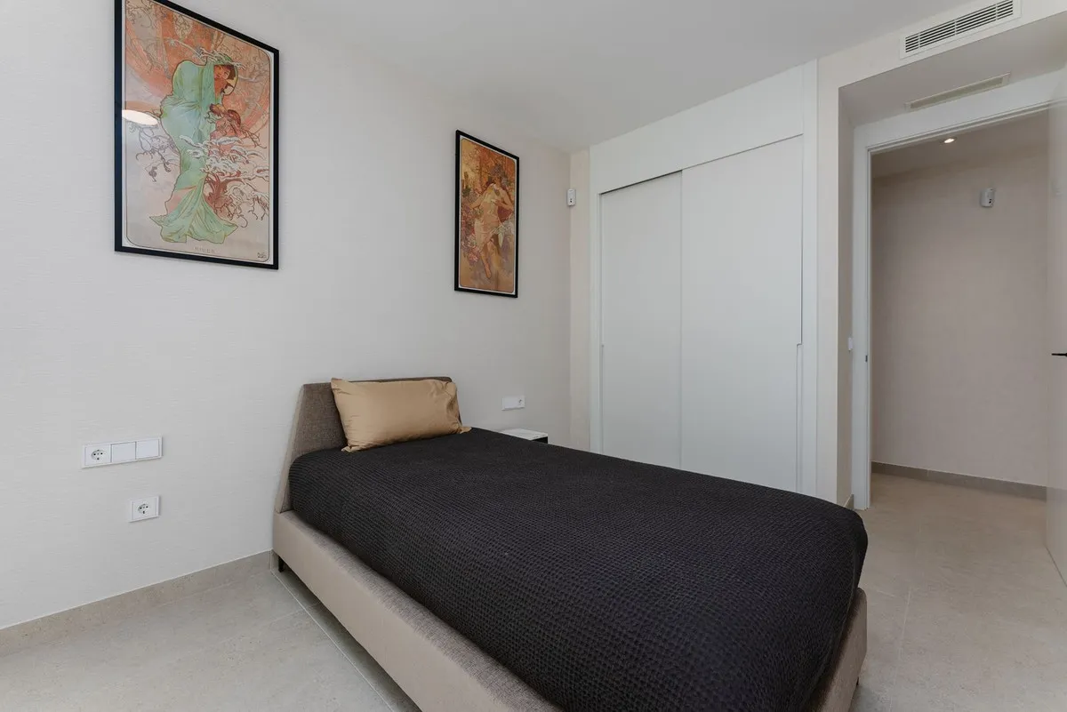 447f8b31-bedb-4bee-b936-6fd945eb2859