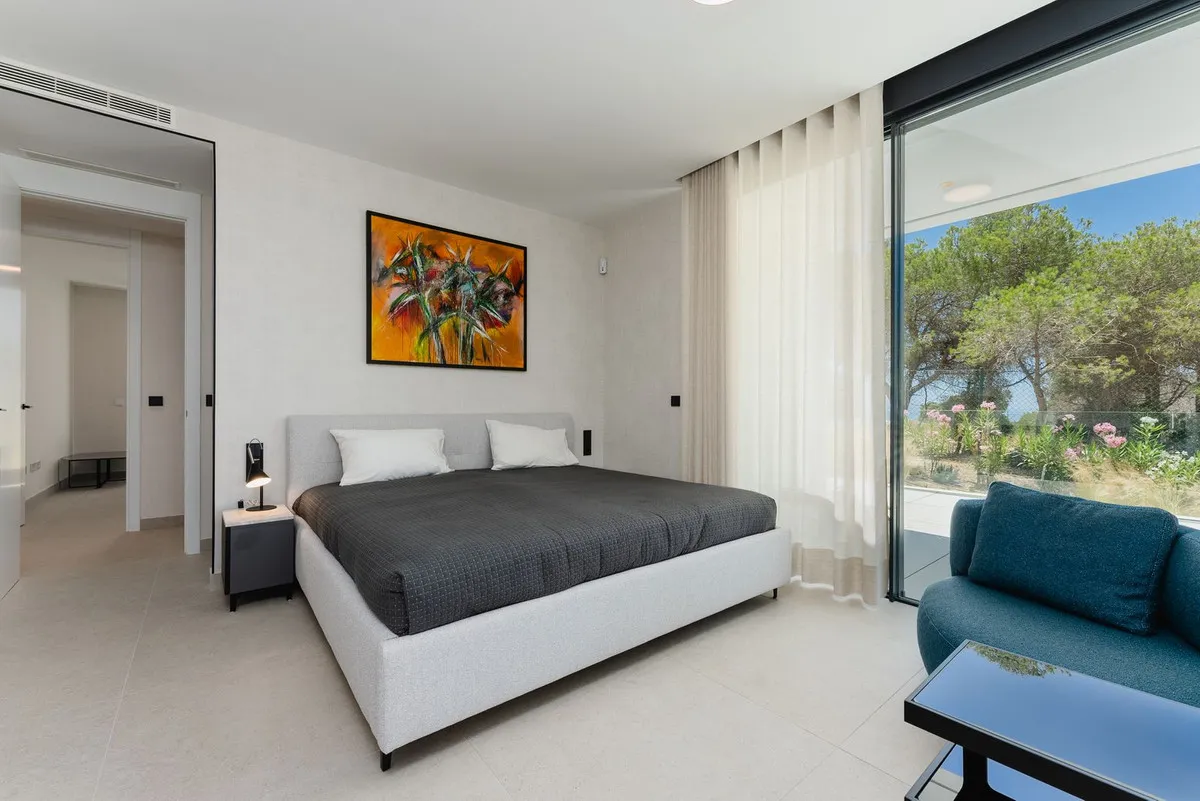 70b5a22e-e18f-4ce6-814e-b8b0e8ff2f75