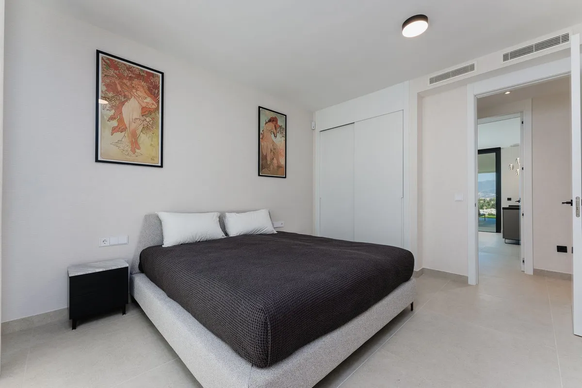 da60d08a-fba6-4ece-855b-6186dfe81bdb