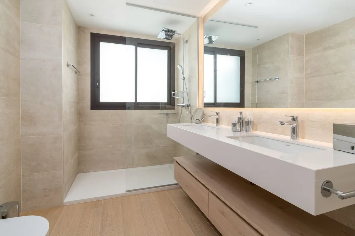 06fdc361-6039-4453-802b-111939204a9e