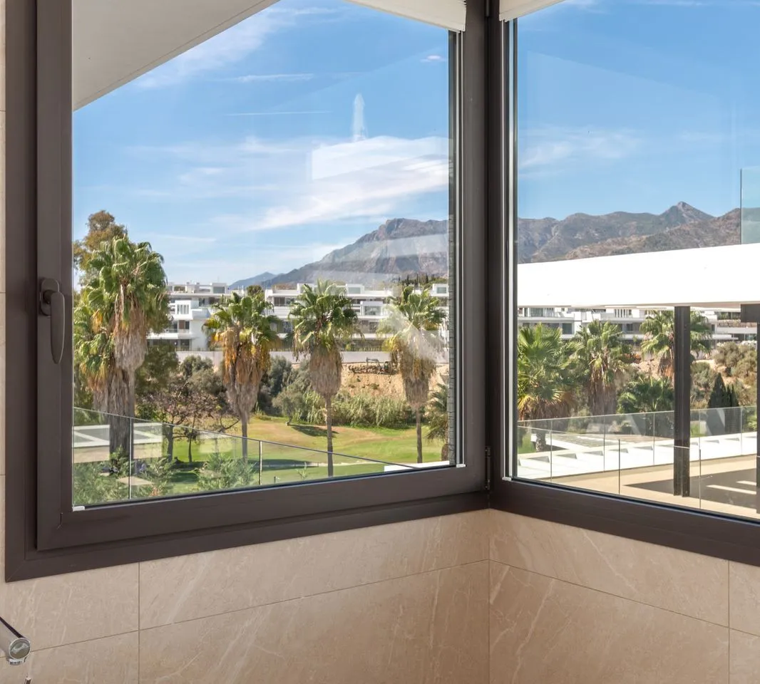 0c62bdf3-27e1-45b5-8310-ed6f5679fa1a