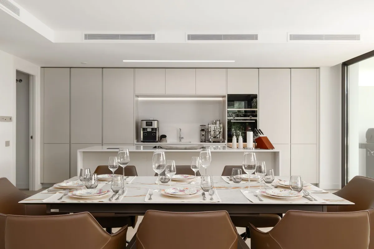 1bf68876-bd48-43d0-89d0-19215f4780d6