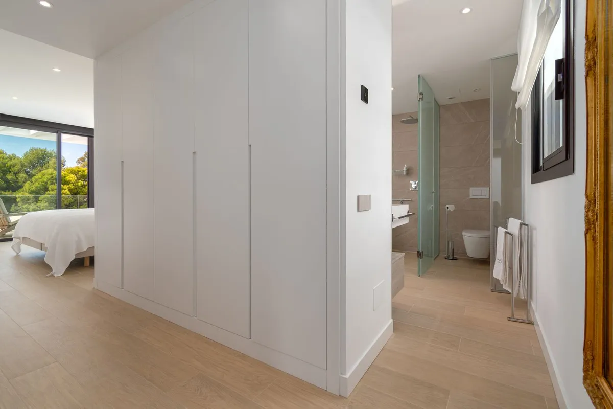 39e7fdde-31a0-4dc9-813a-3a52b40f9889