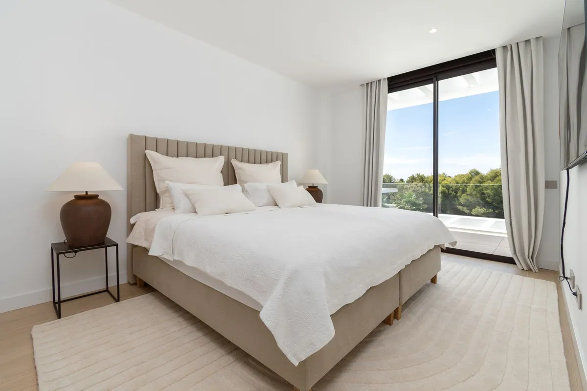 e446a29b-2d21-44a9-a4bf-c220e97b81be