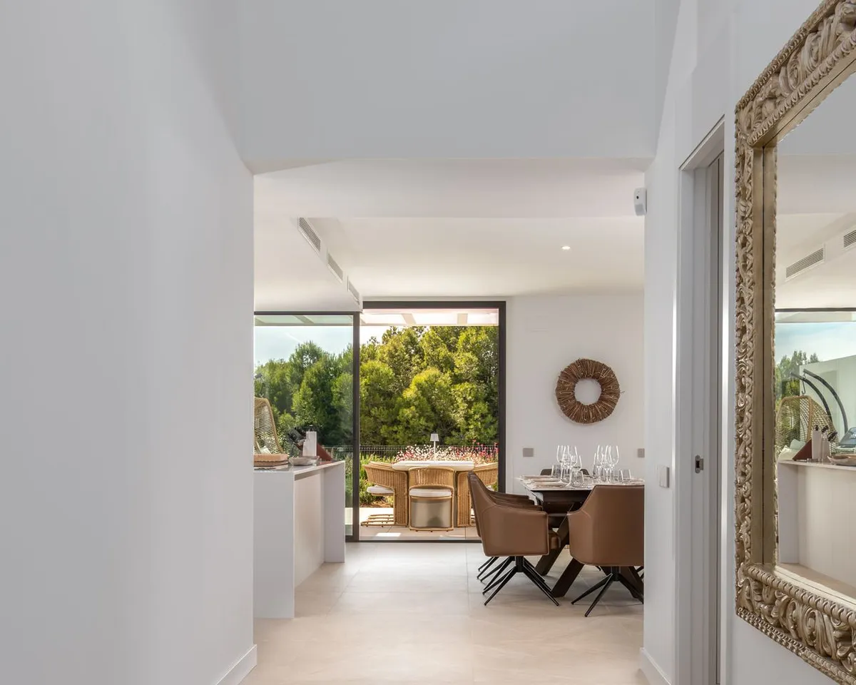 f4dc0176-6c94-4acb-90c0-4d65a9e12714