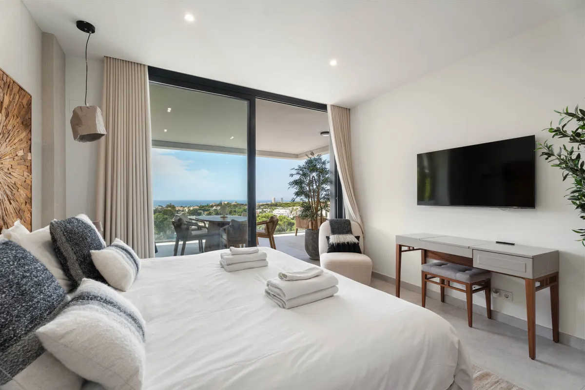 09b71268-377c-44ce-bba0-76feb1638602