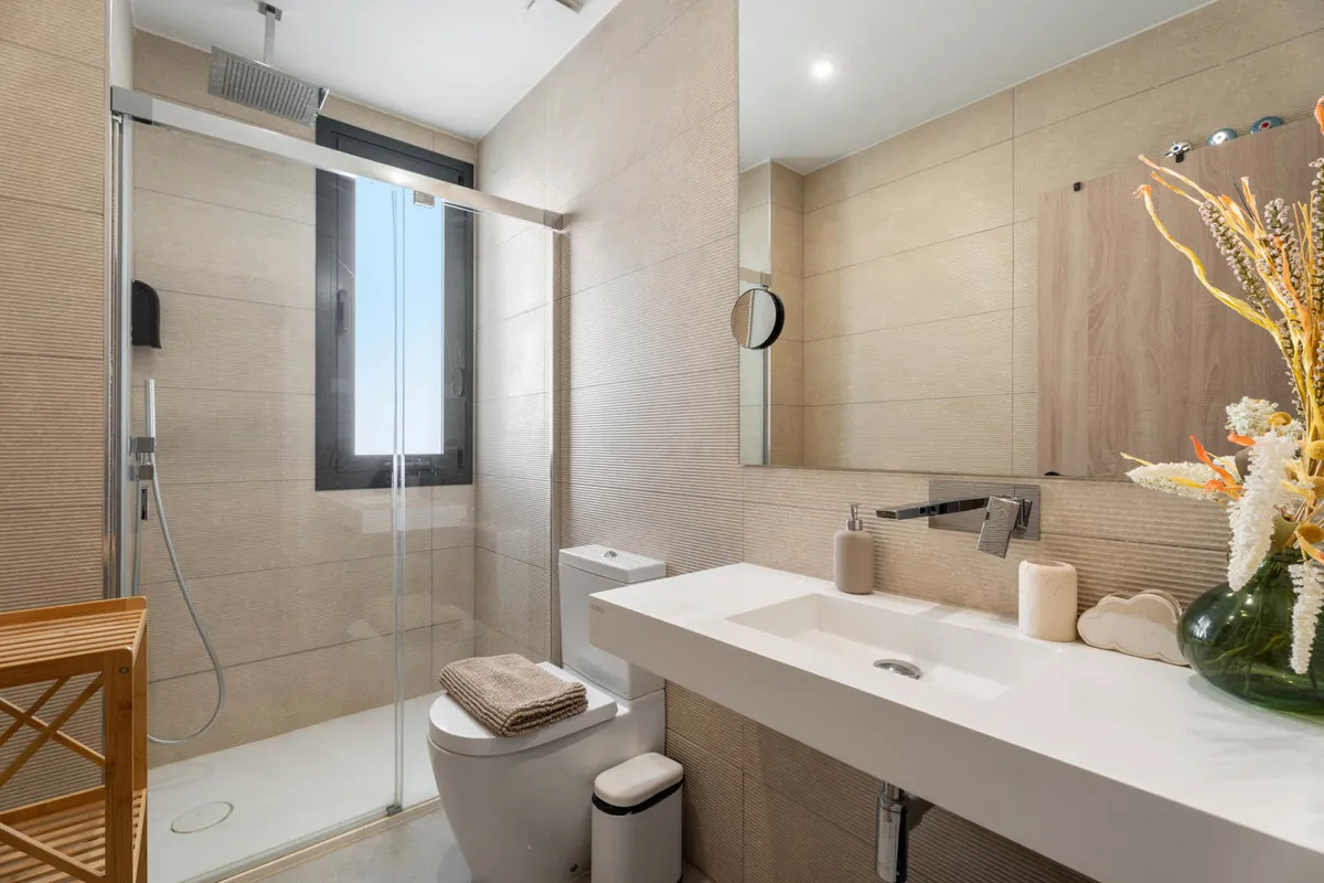 86ab740e-94fd-4801-8bbb-322e43ee2ef8