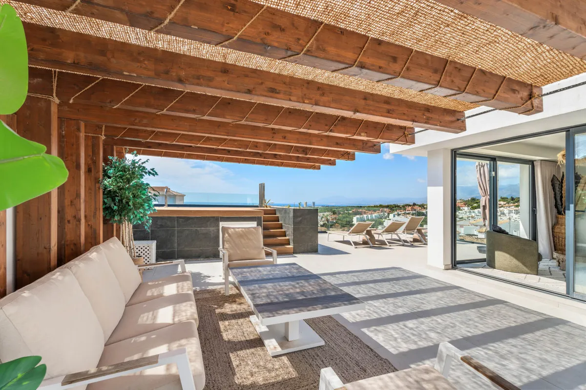 a6c03bab-aa83-479c-87e9-f7214d27be56