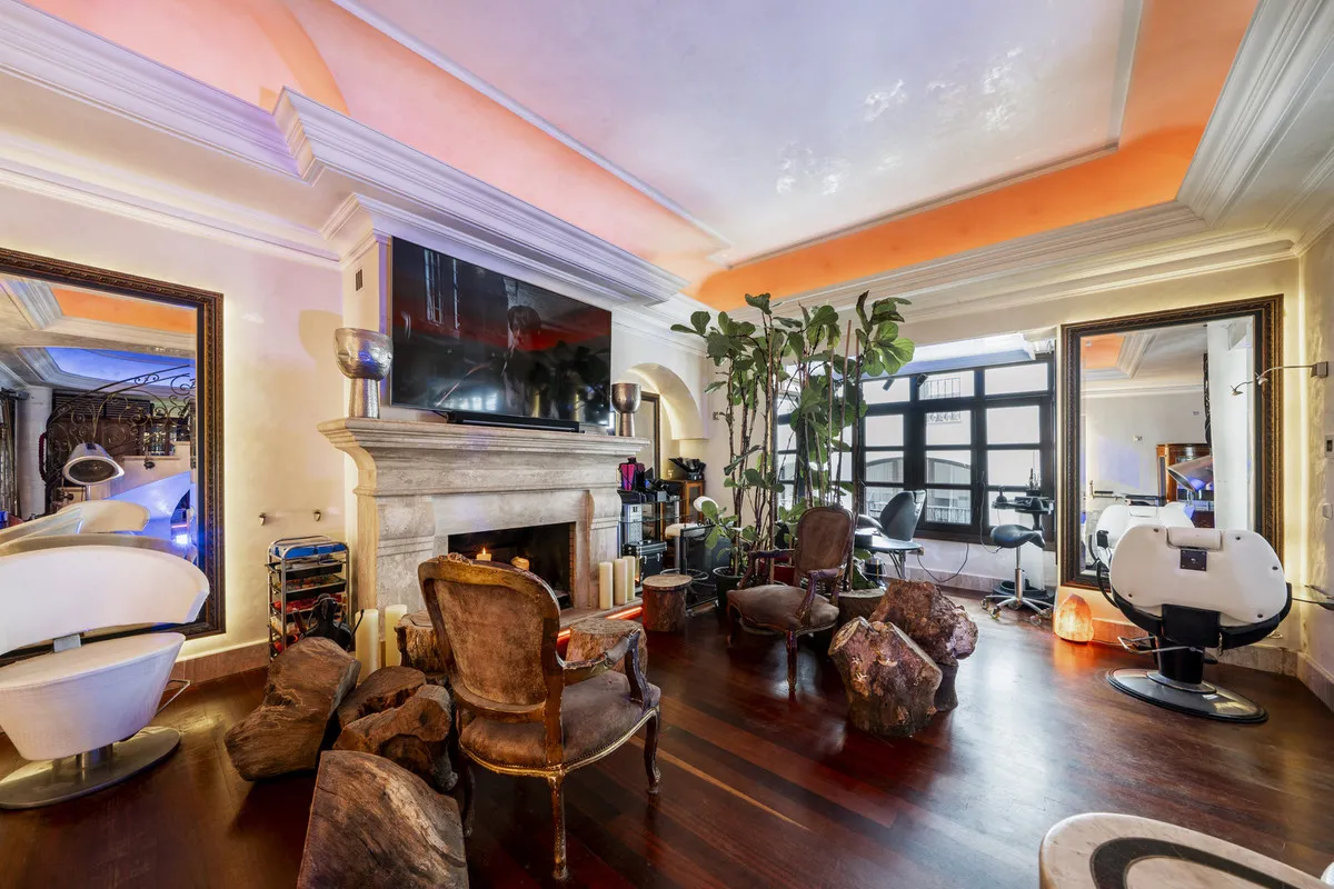 d1dcb930-fba0-406b-bcba-3e72800ae684