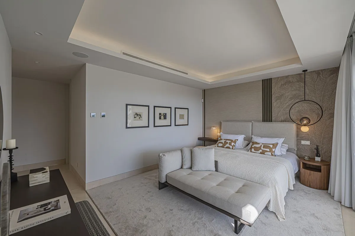 9c5fe1d4-b3c1-4a6c-8745-657d0f84eb79