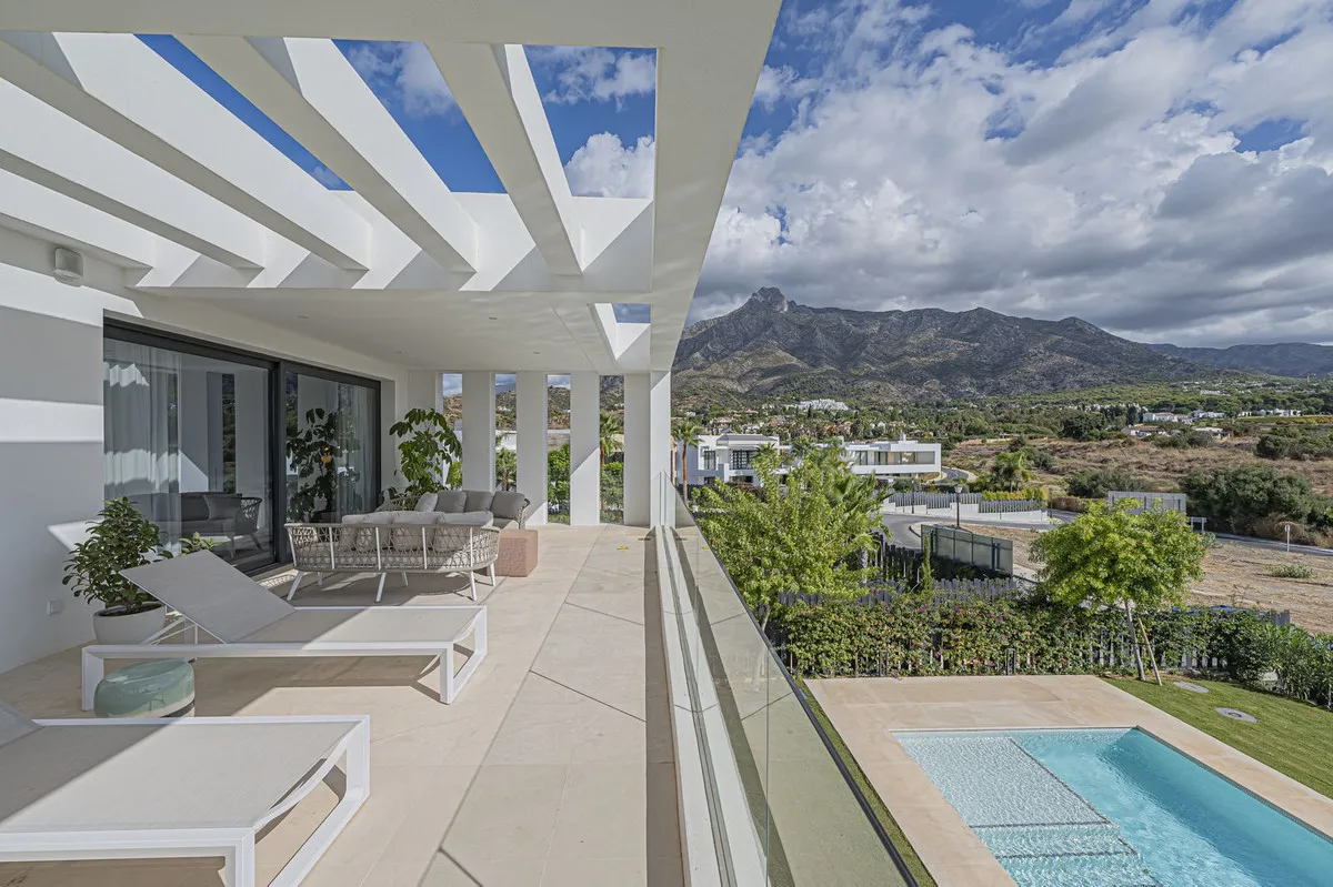 b496f4ef-1821-47c6-bbfa-21543778aa19