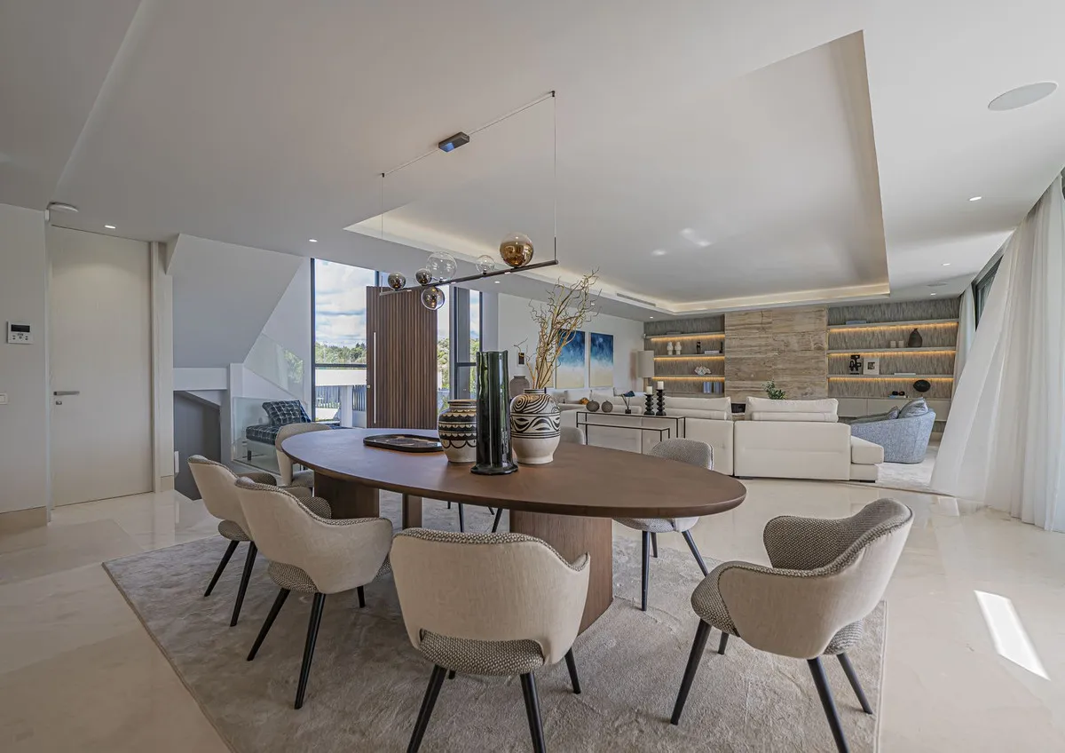 d3b6a7ff-0deb-42df-90fb-246e629b7563