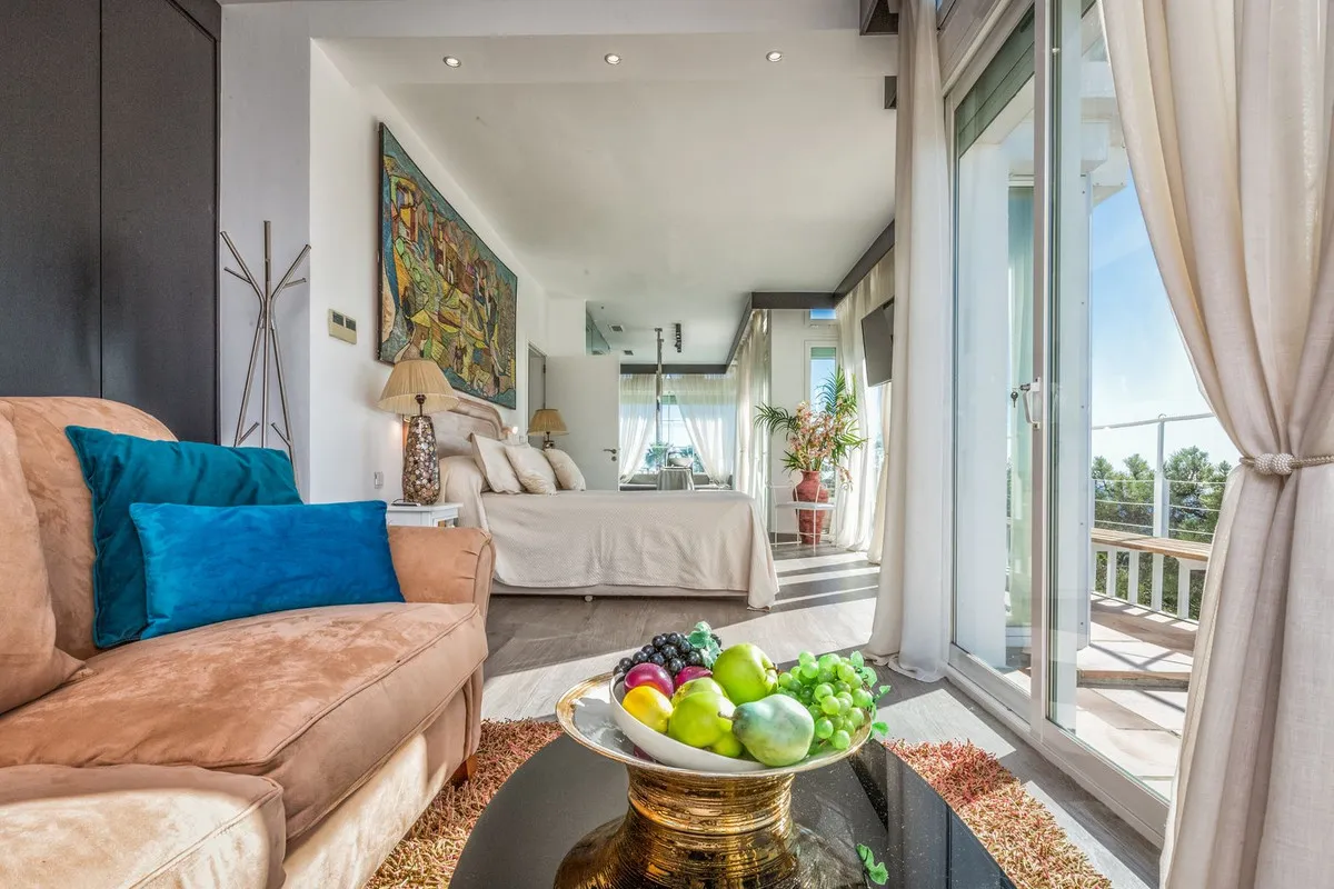 38c9e46c-91c2-4421-bdac-cae9fe3cbf13