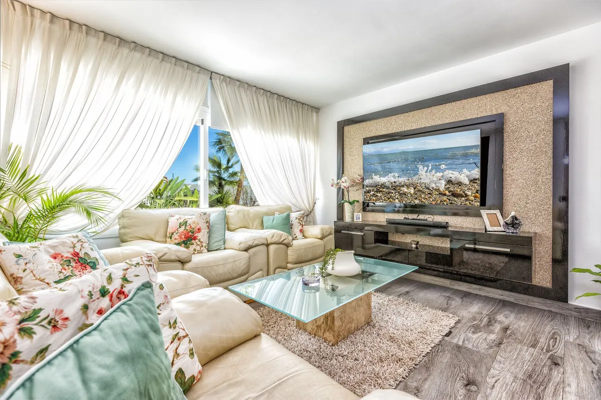 c1e9a180-9224-4e59-a664-6fbc2ea77963