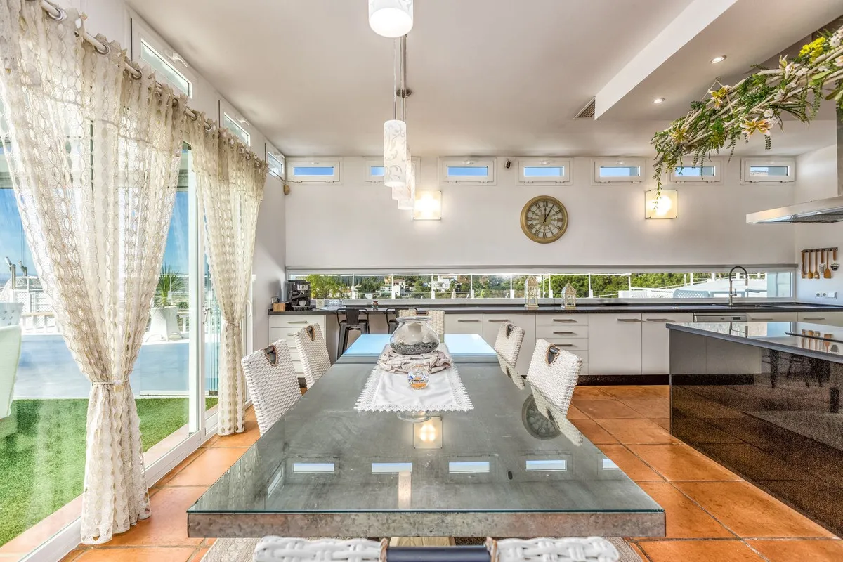 c559a5e5-eb5b-434c-bfae-a9e87c7ec0a0