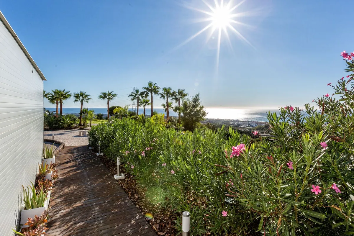 ebeaef66-c420-4605-ae23-941e2e7d7bd7