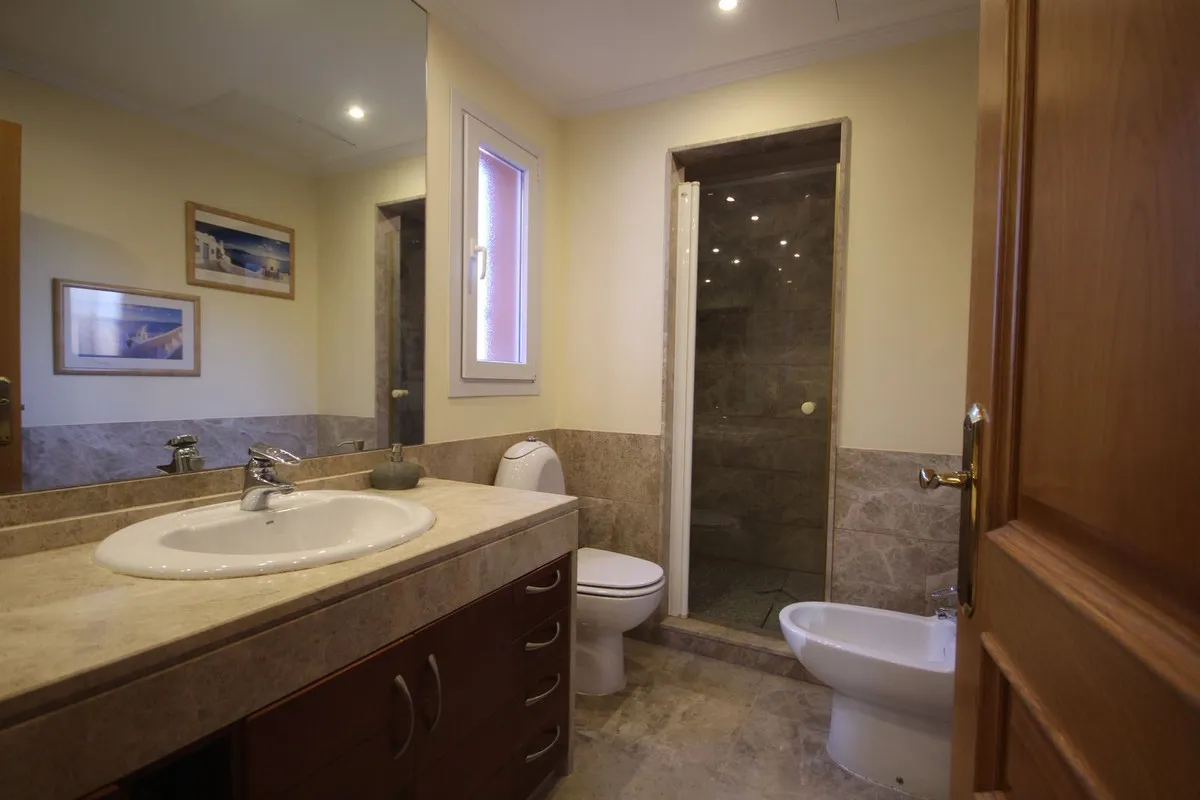 1a23d3f3-c1f3-4721-b72c-262fdd54f9bf