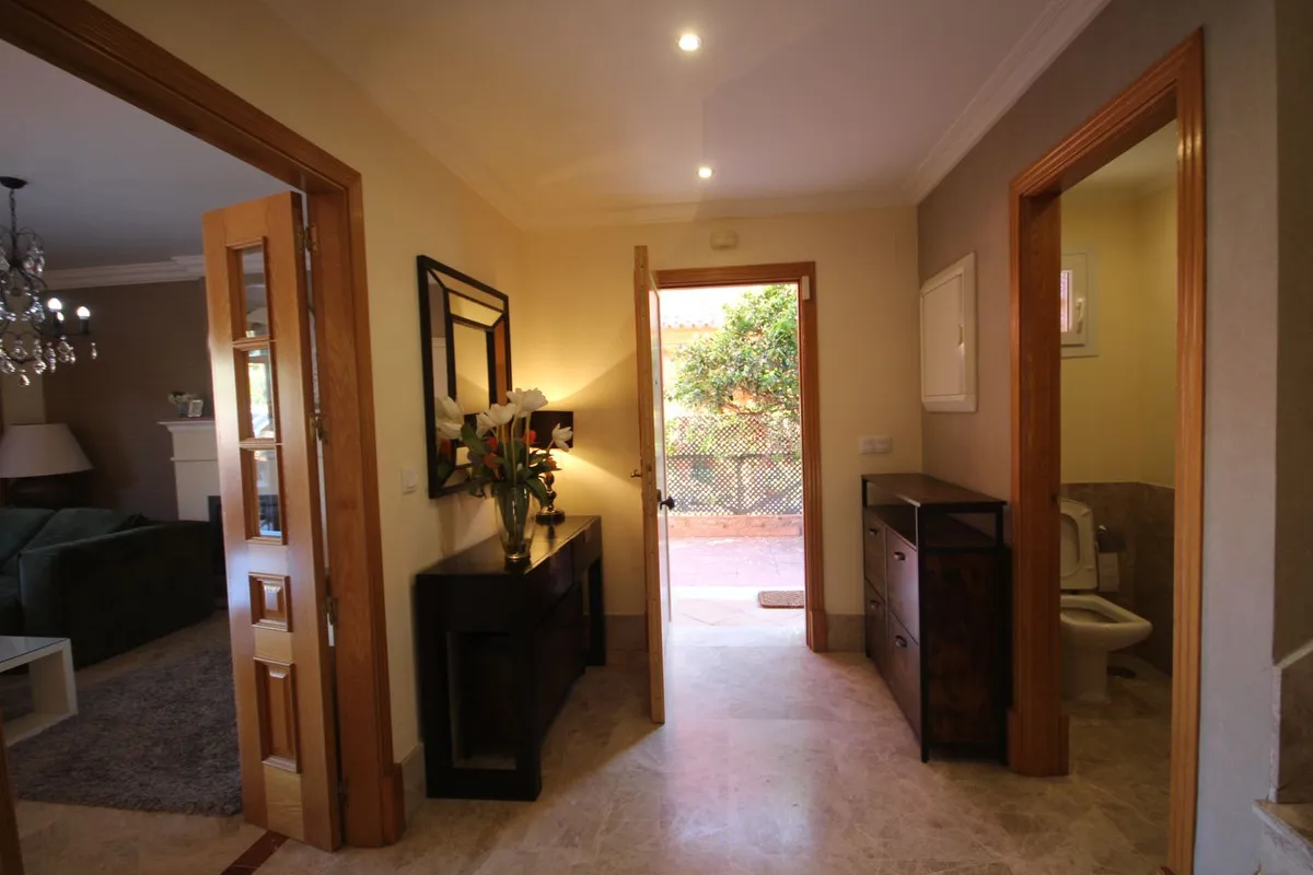 1aedcbf0-0b8e-4a30-b323-5bad324fe539