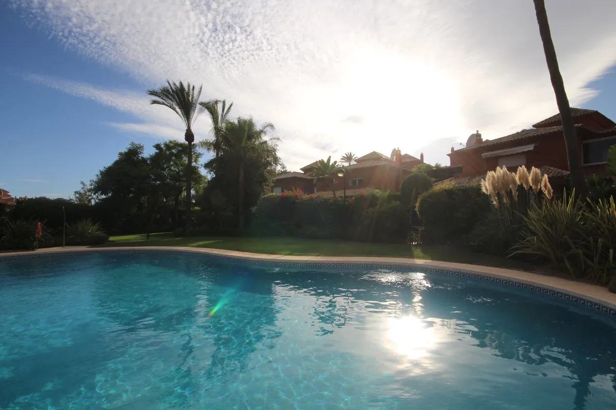 233cec14-b3e5-4ab6-8695-fd3855363708