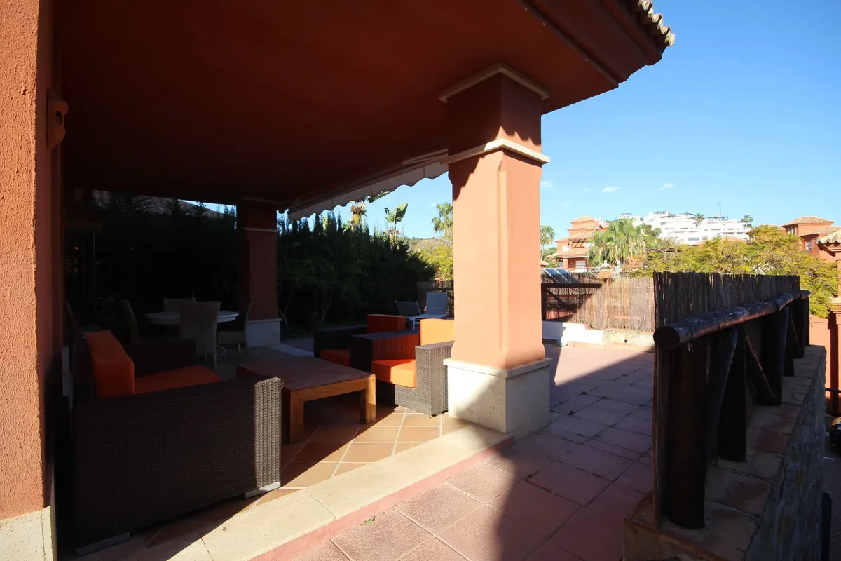 6151ccc2-c703-441a-9985-53f4b63d85b8