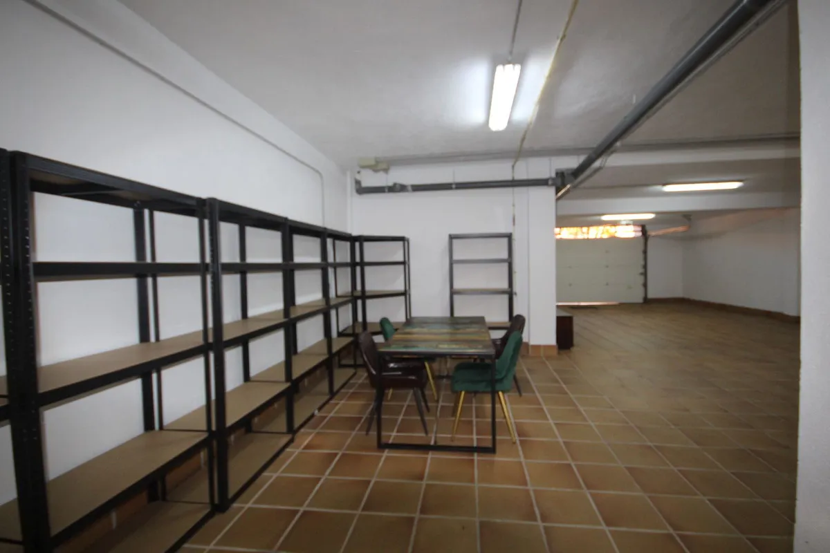 a579a612-26ee-43e4-b919-d09a79d3679c