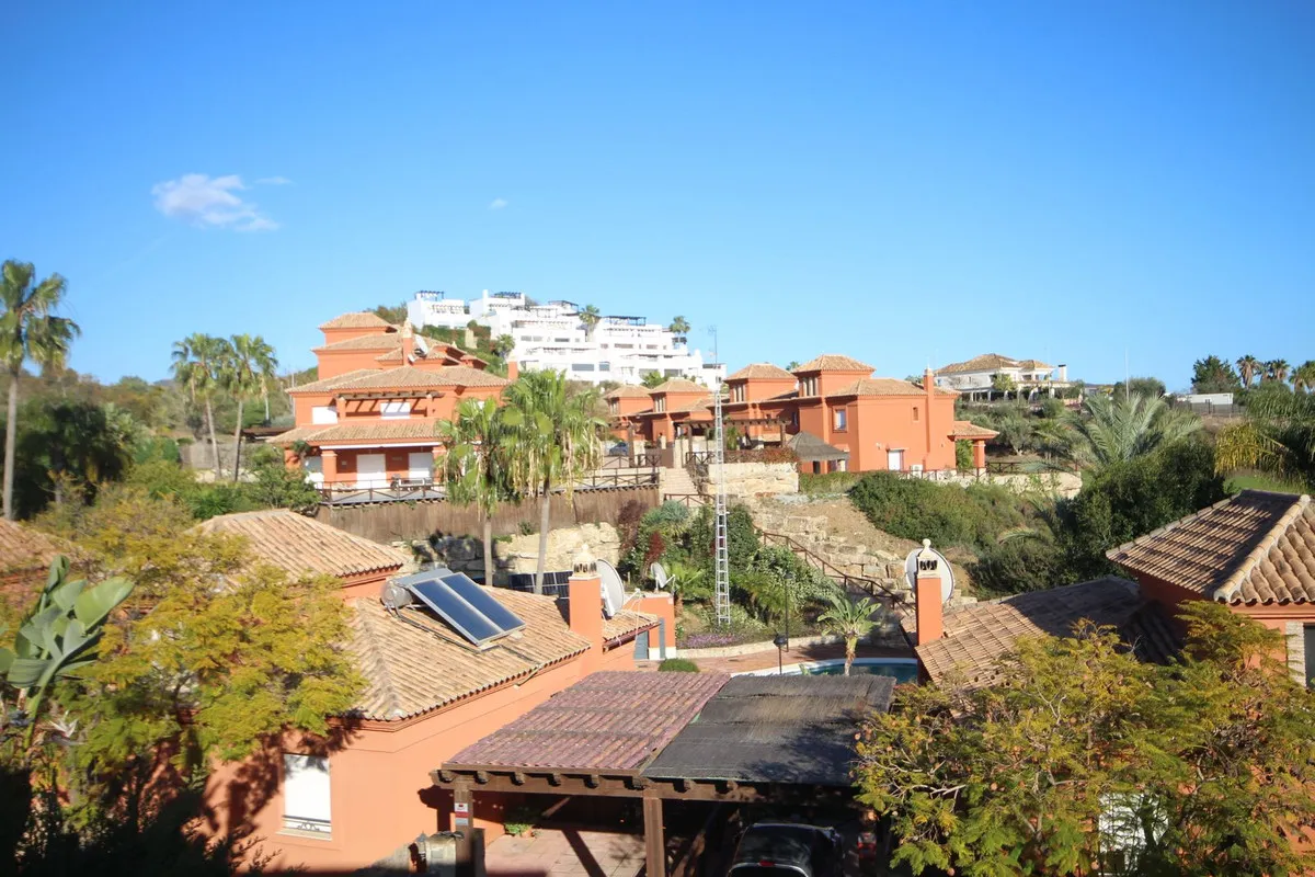 c1bacee8-6c6a-4ef1-b04b-81feb17399ad