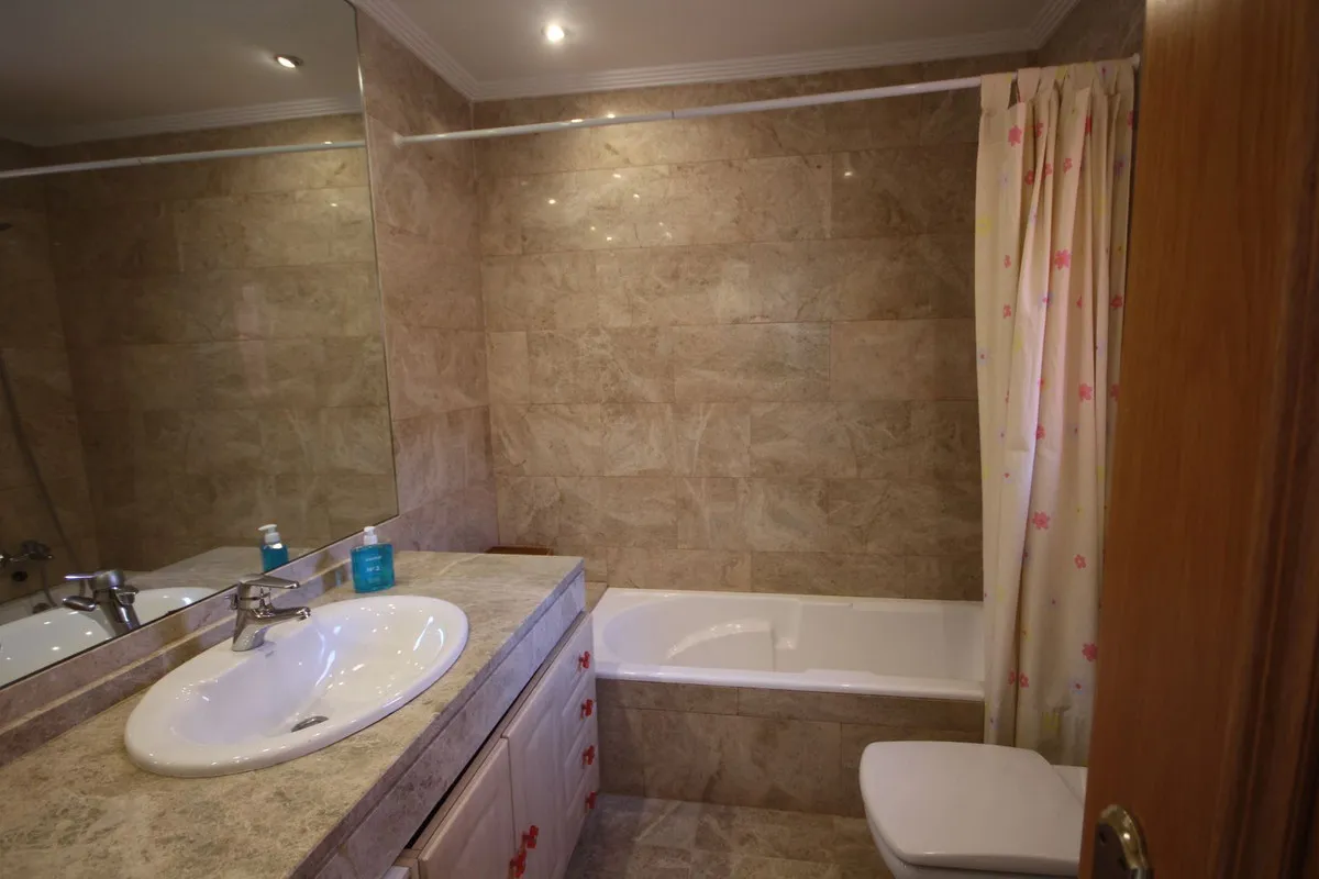 e6424443-8f56-4caa-b1cc-78b547b773a1