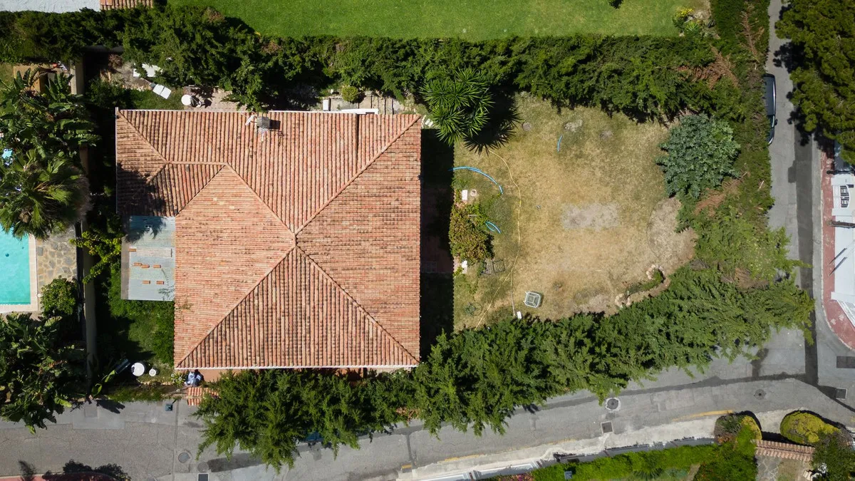 4a2b3761-c25d-4e8e-9850-030116acf551