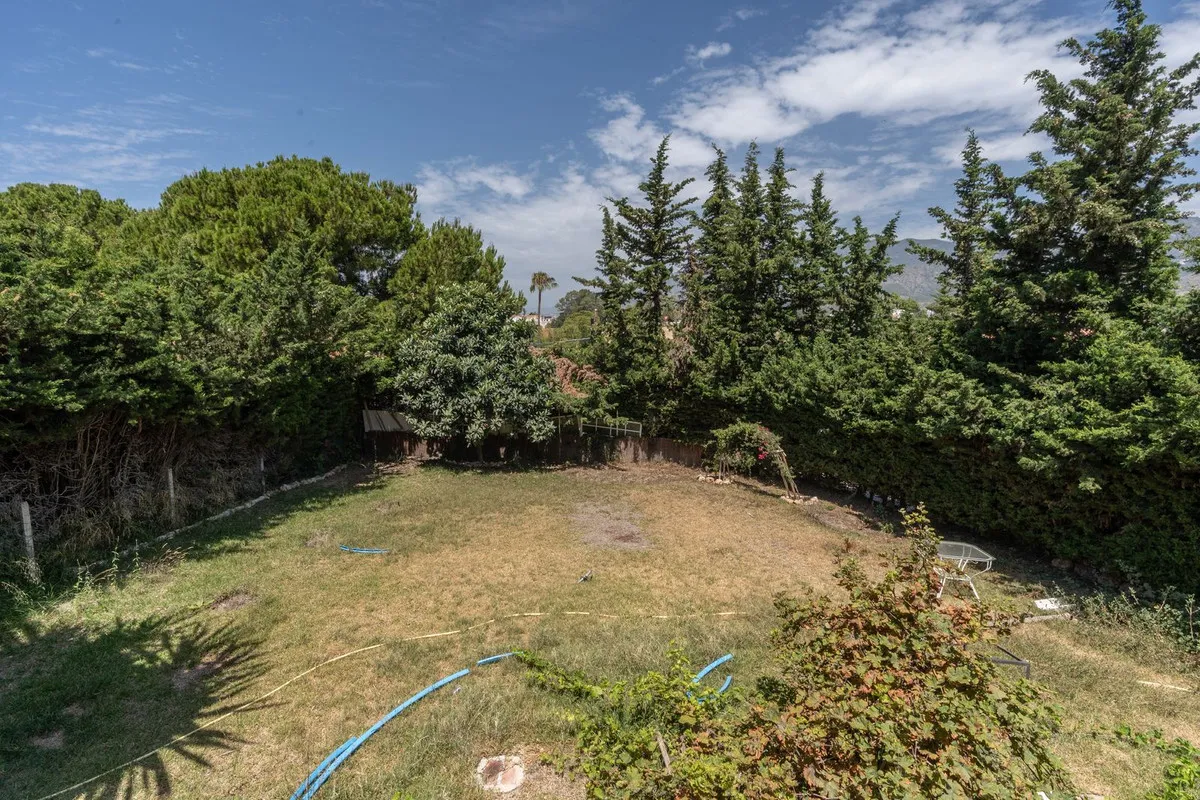 ea2dddb8-f1db-4318-97a1-70b04cacf317