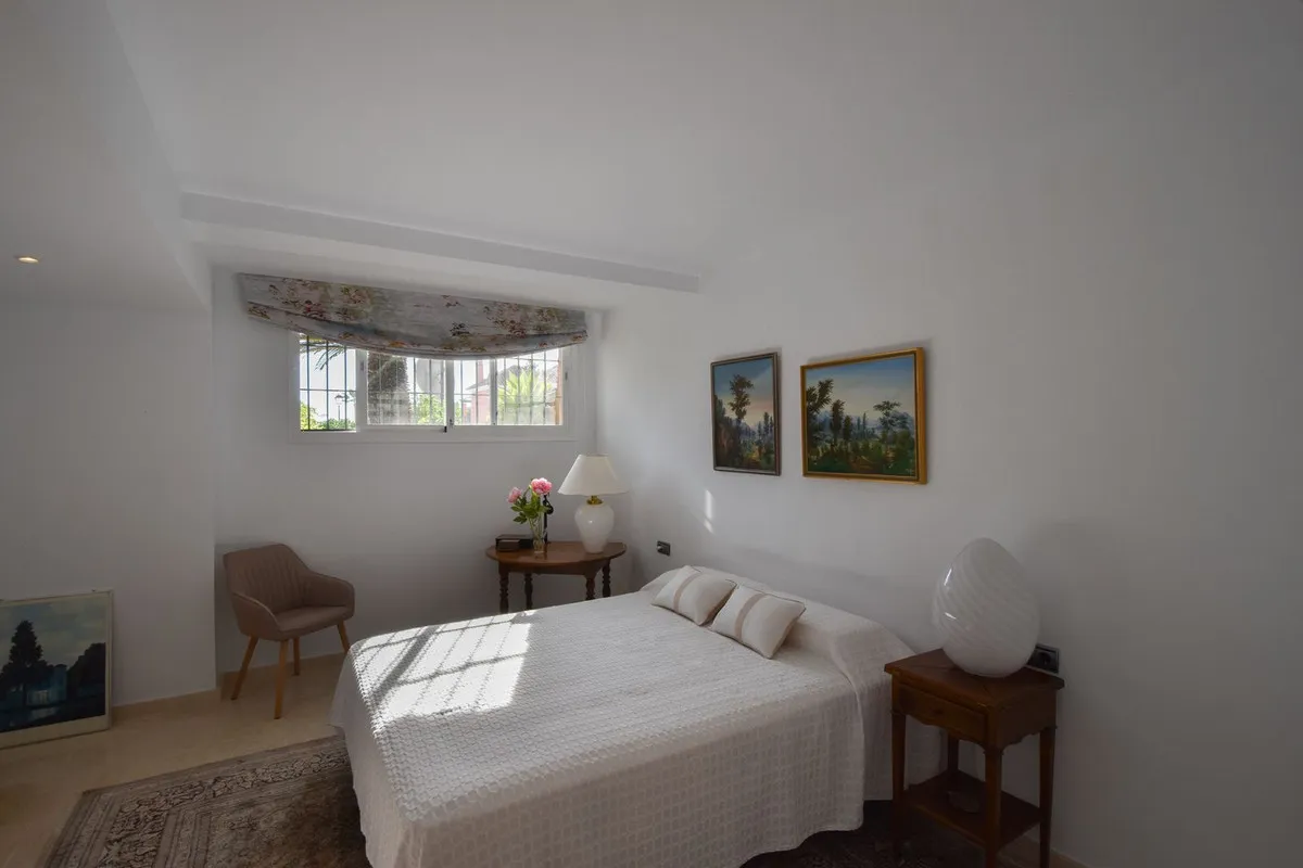 12eacf5d-947a-4c36-910e-5fff127d4955