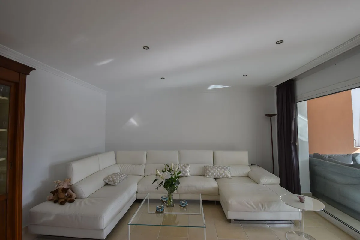 264e3c6a-7568-4334-b2b6-867635aafba0