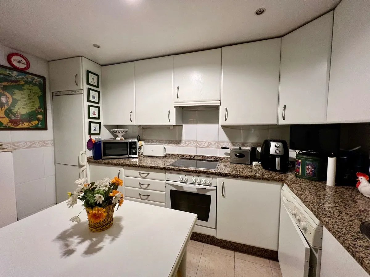 9ed020f9-4e24-4bec-a9b8-f6b82f18c674