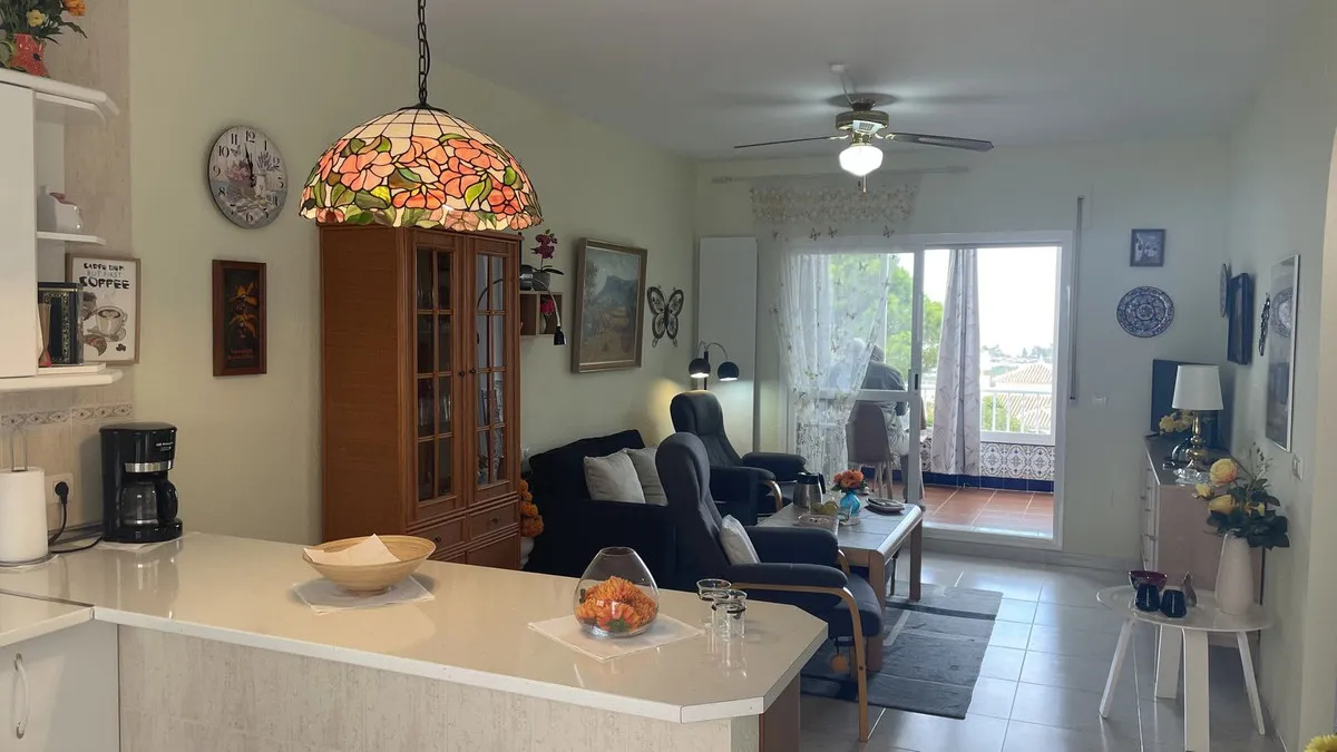 940c0e9d-0b7b-48df-9c0f-1d786e8d69be