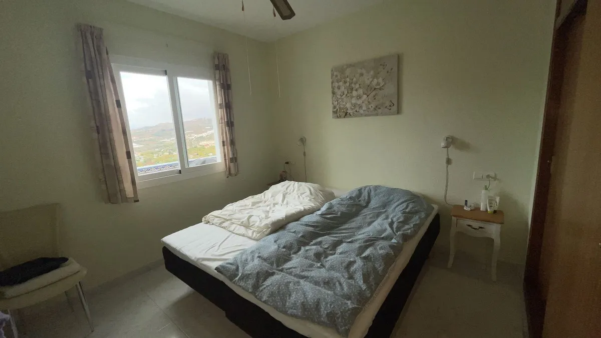 987f29e4-1fb1-40ef-a2a6-2bf625a3dad4