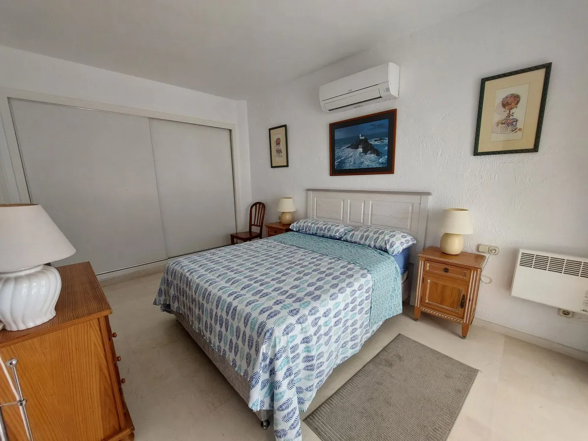 863c2c10-fbc0-48a7-8917-294f09fdc26a