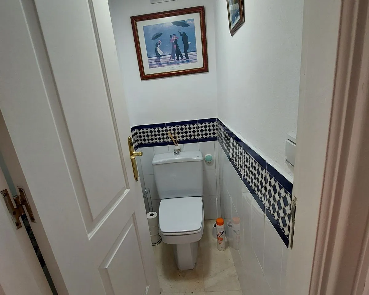 af0561d8-7656-427f-90e4-f5270bb8deac