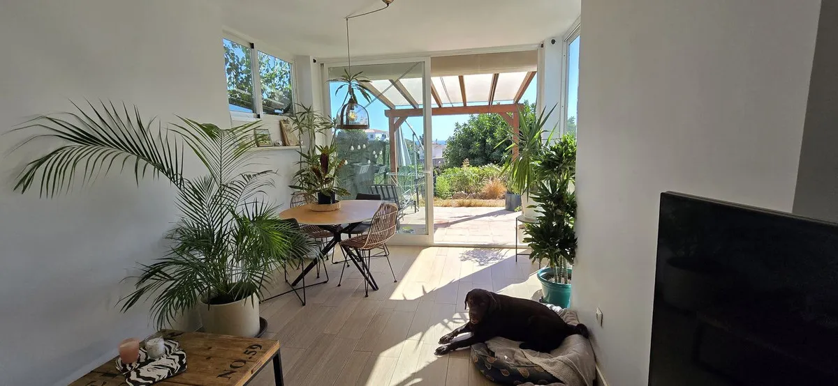 880bdbdf-6198-4758-b2bd-34e4243ba594