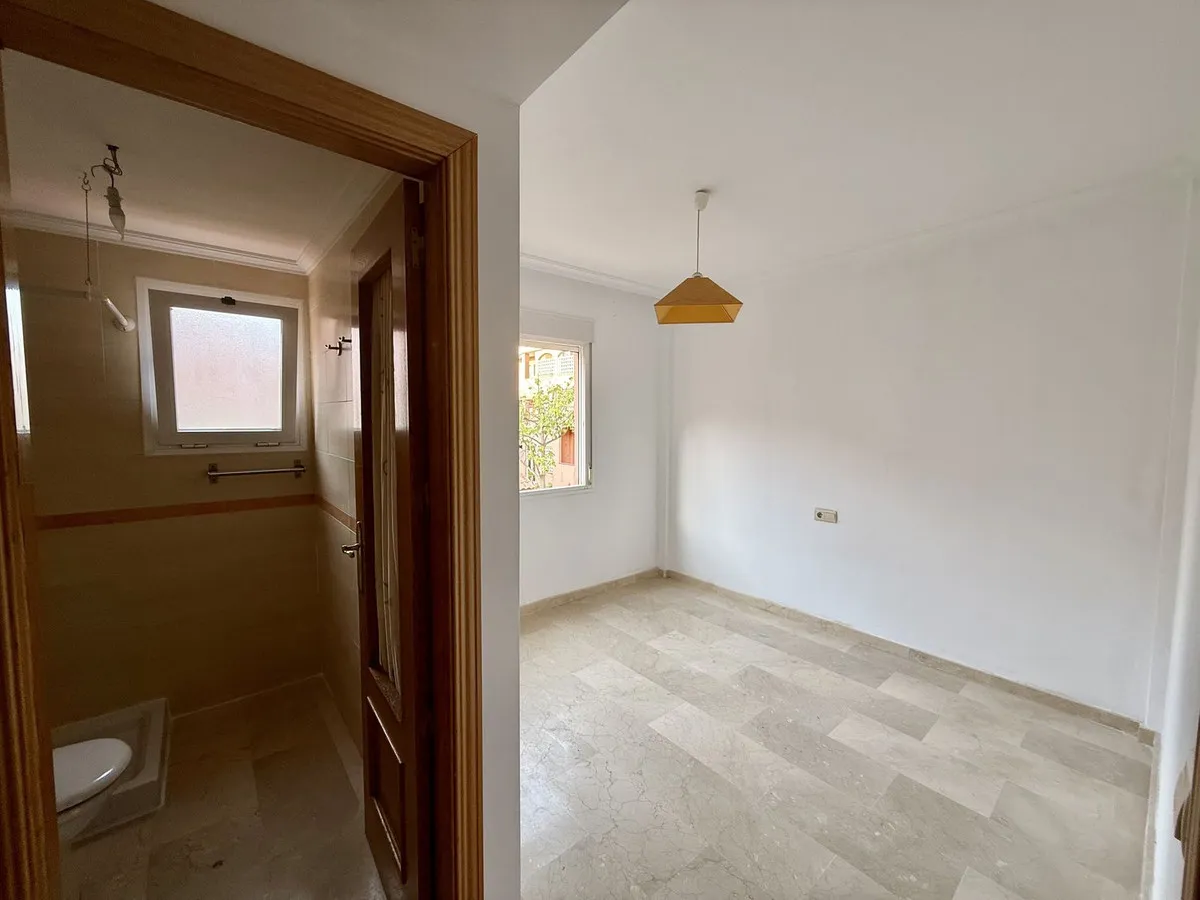 6b6e046b-8aba-46da-91d9-2b33b7fc8f98