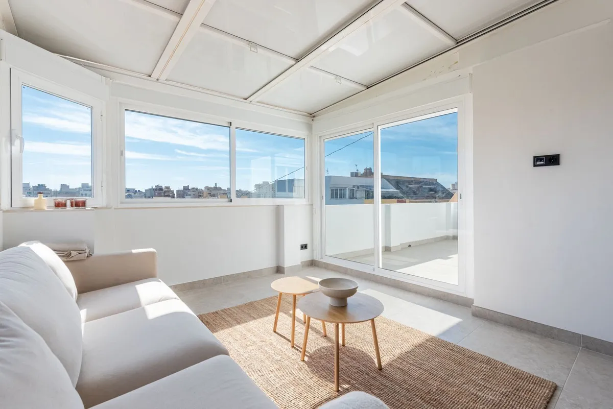 18755dc9-3876-4e37-b2fa-be6e686c3634