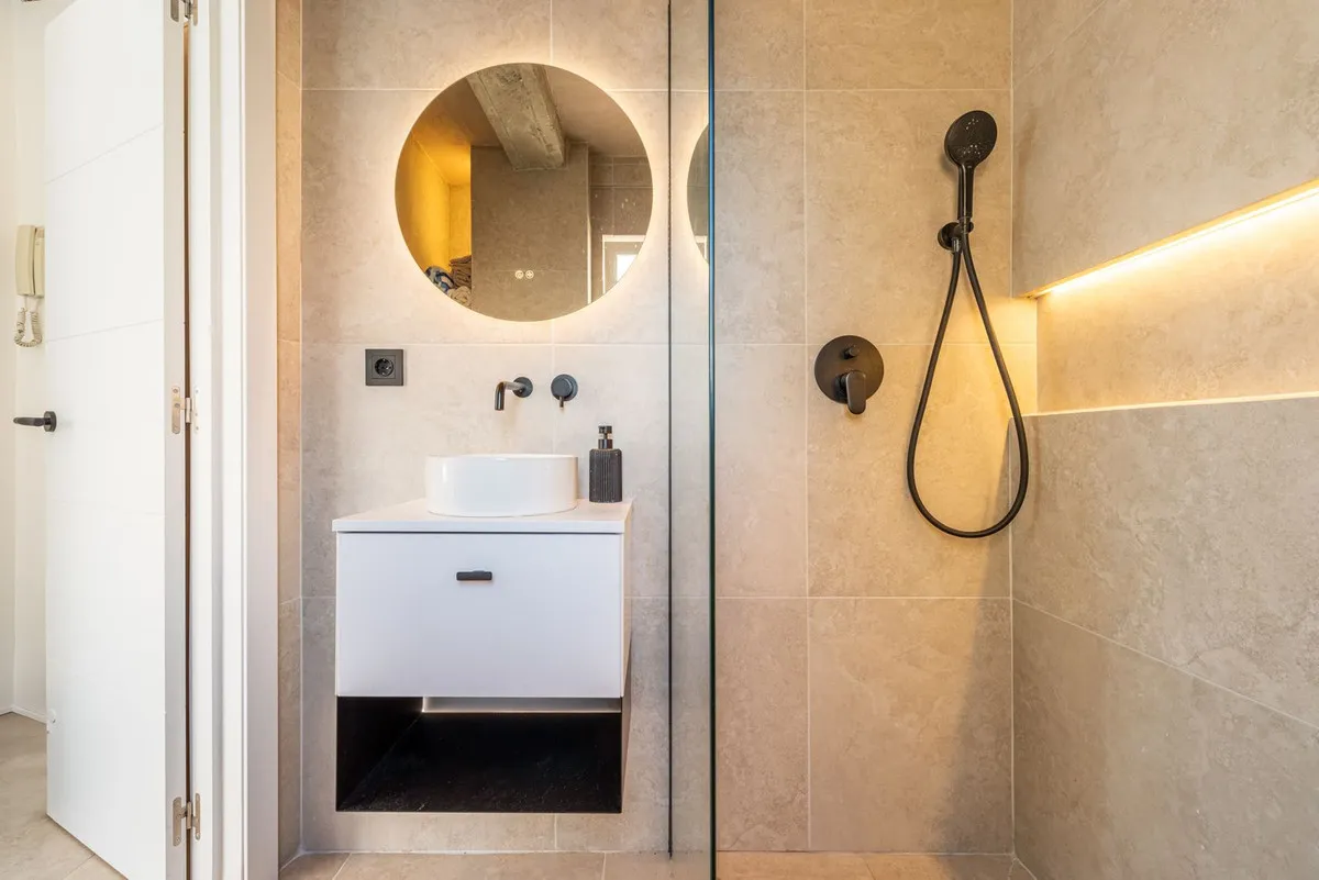 4b6ade6e-ee8f-4e13-8460-cd7d75aa1515