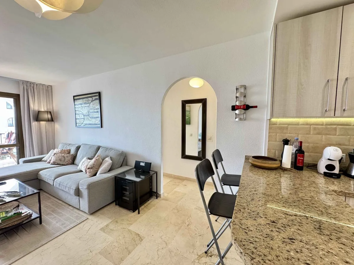 92ffde69-b783-48ac-8104-0212a2144af6