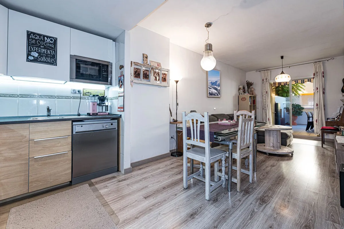 9aec3aca-3582-4abb-afd9-3332bfea1698