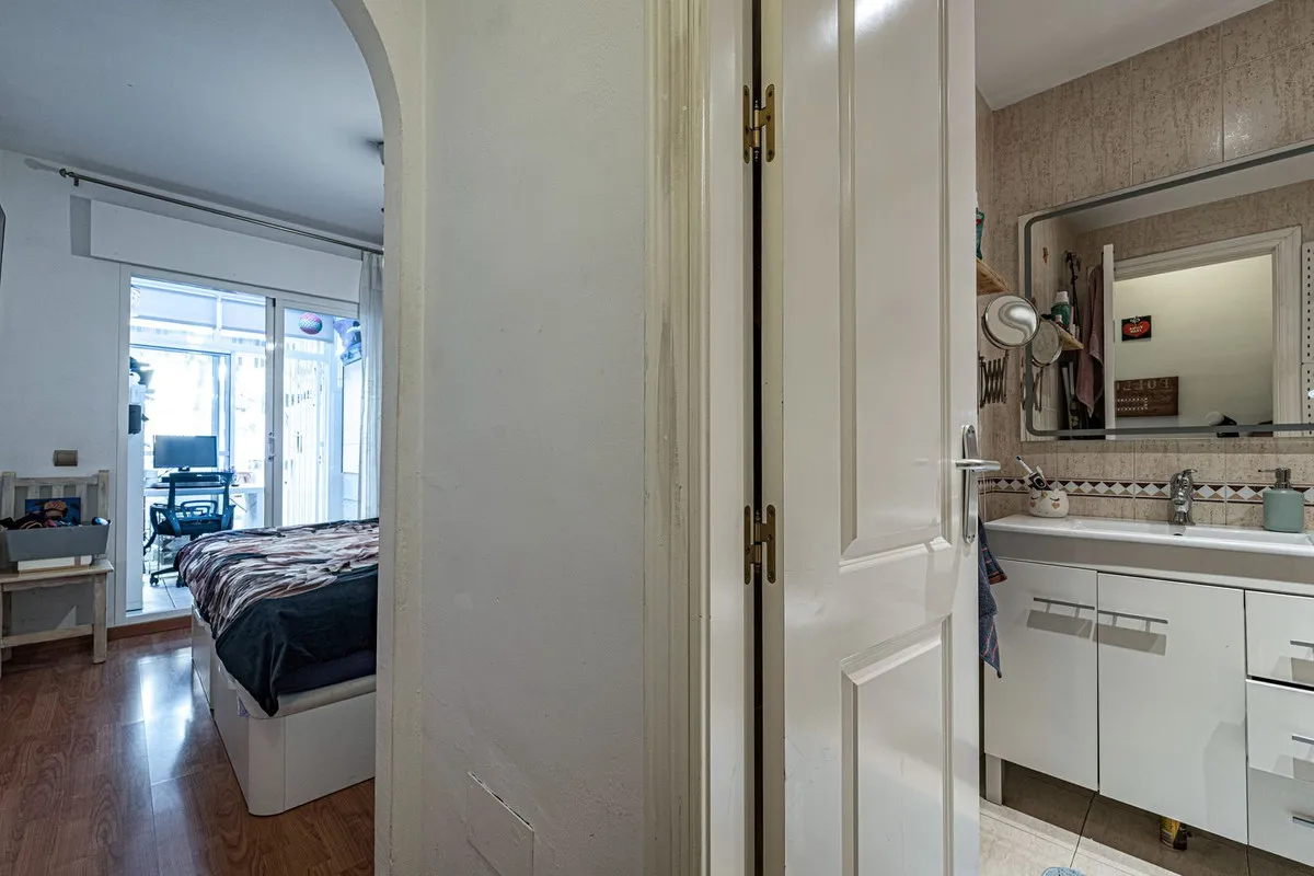 d4e74d77-380a-49cc-bdf9-2d49bf8bb318