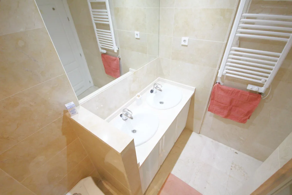 3d5b4a89-20db-4c85-8b6c-9b6455129229