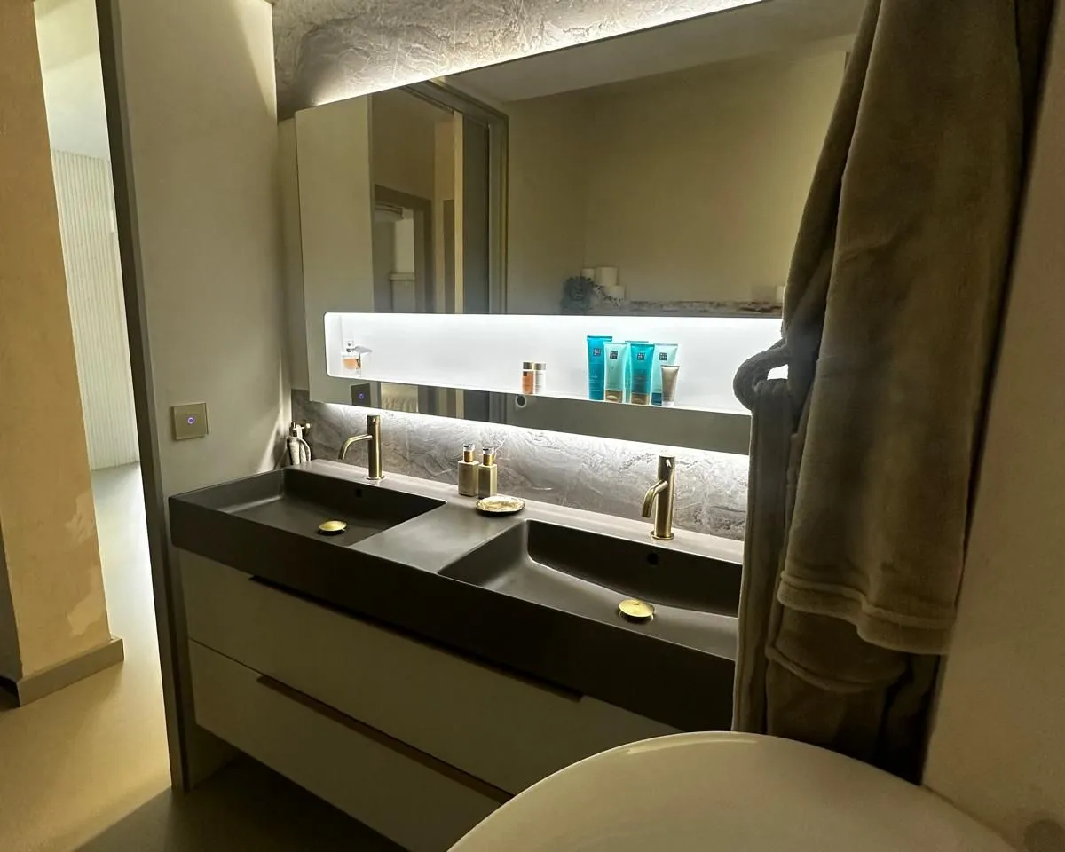 4bd8ad60-fde4-467e-9b59-49be67b1ceed